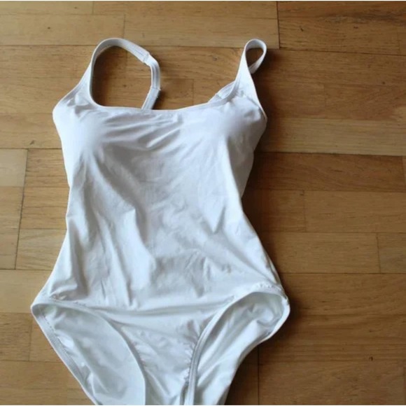 MICHAEL KORS BACK LACE UP ONE PIECE SWIMSUIT WHITE SWIMWEAR SIZE 8, 14 new!!! - Picture 13 of 16